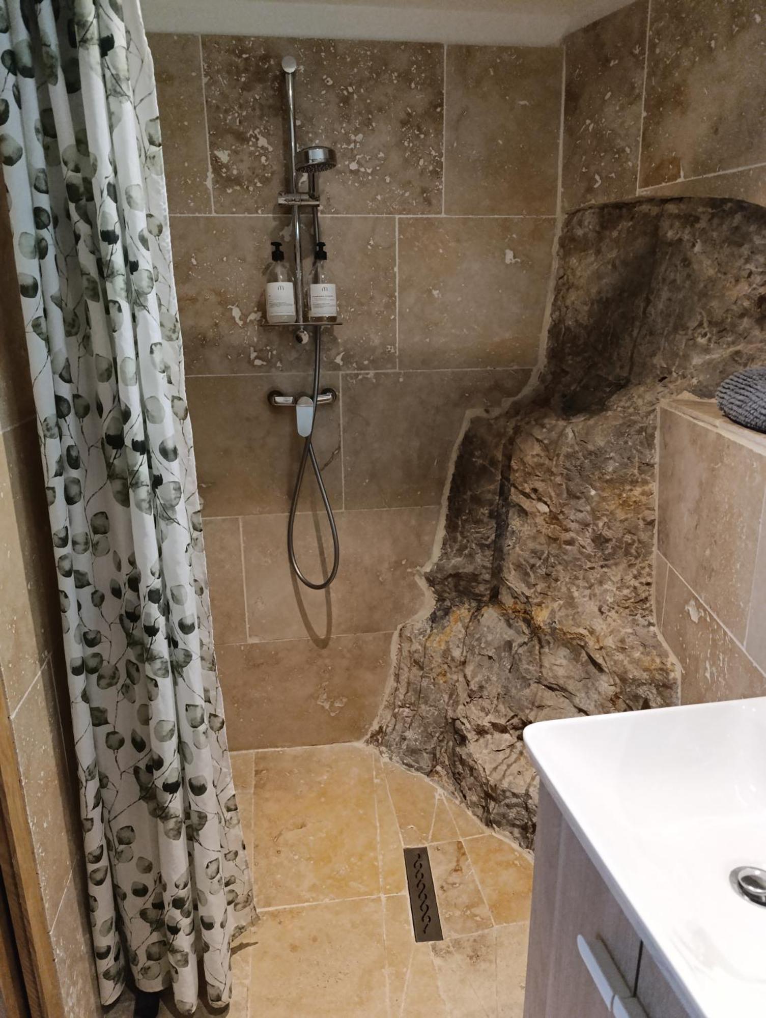 Logement Le Gabian Ampus Εξωτερικό φωτογραφία